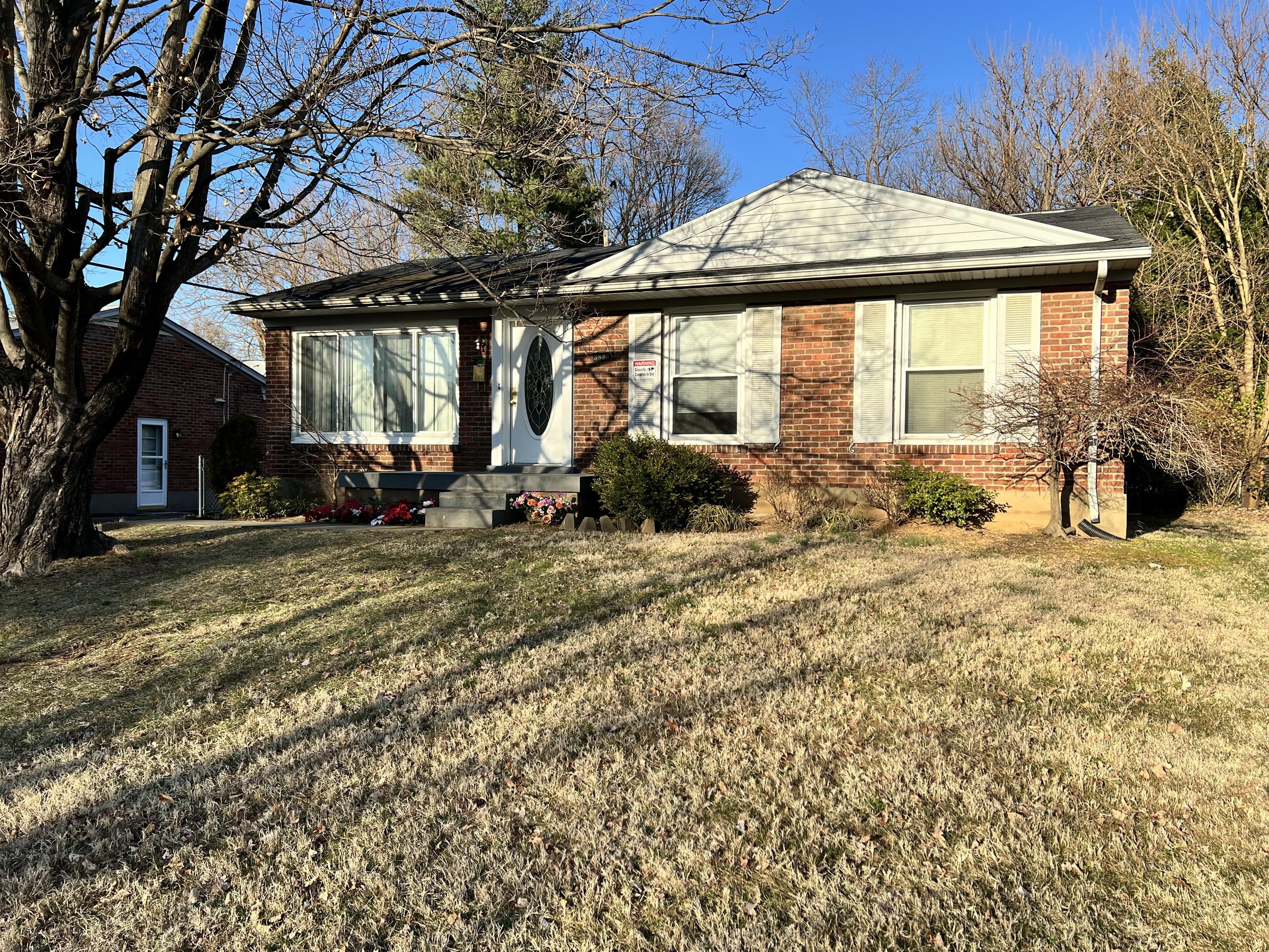 3823 Manner Dale Drive