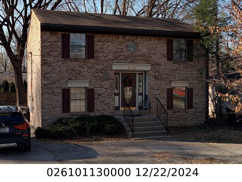 418 Lyndon Lane