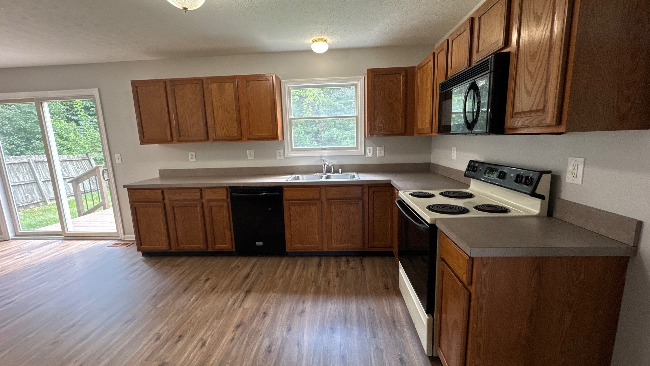7421 Spring Run Drive