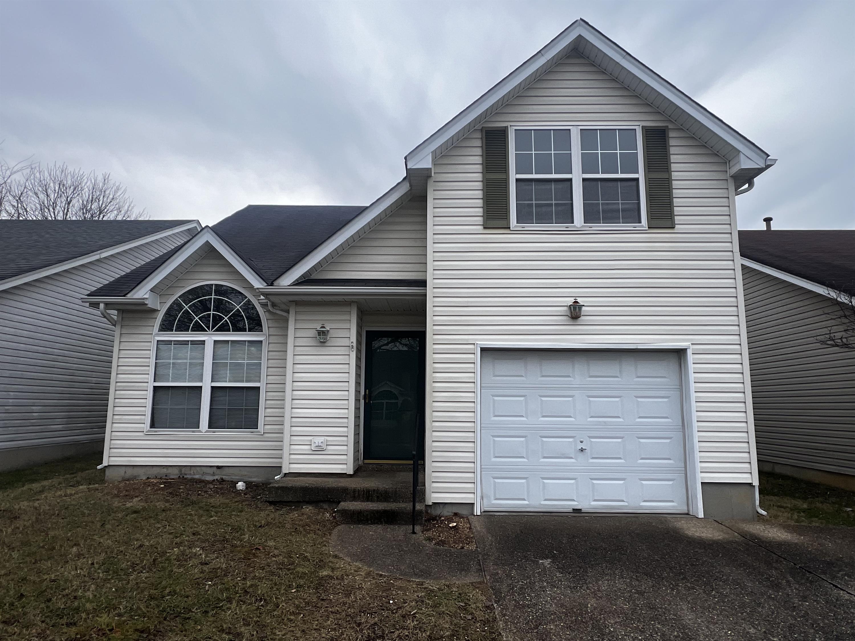 10414 Pinoak View Drive