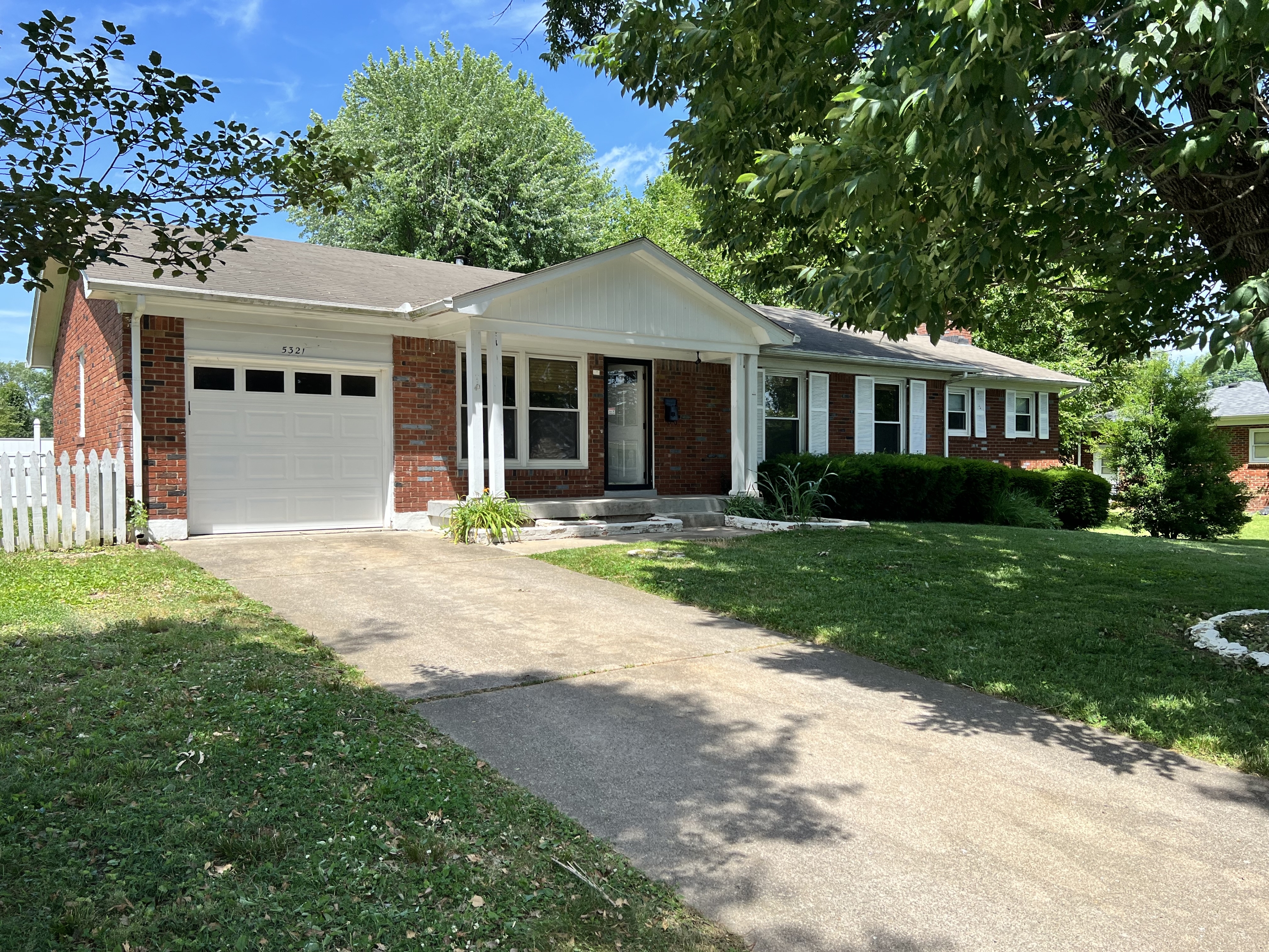 5321 Juanita Lane