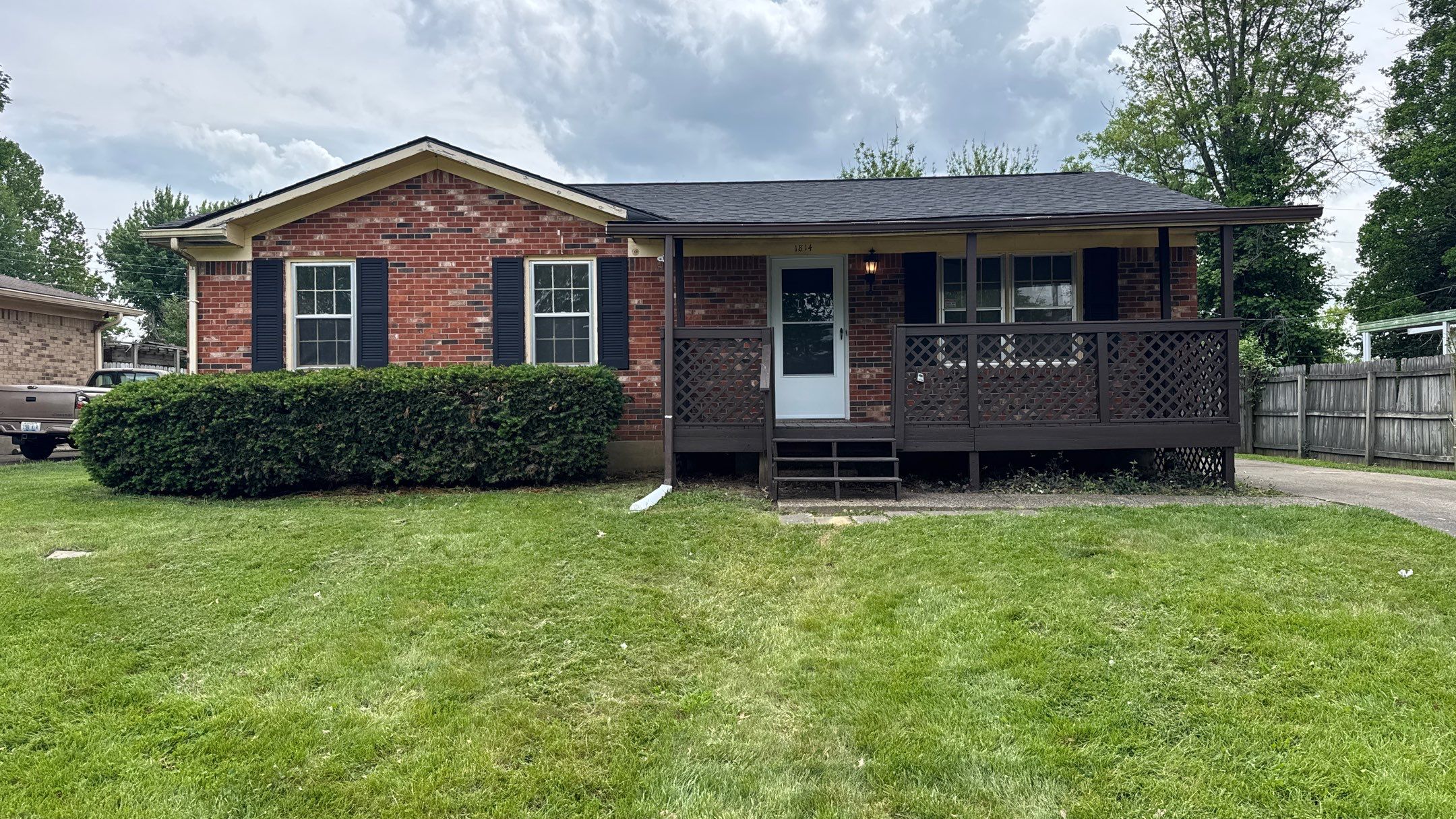 1814 Oakwood Drive